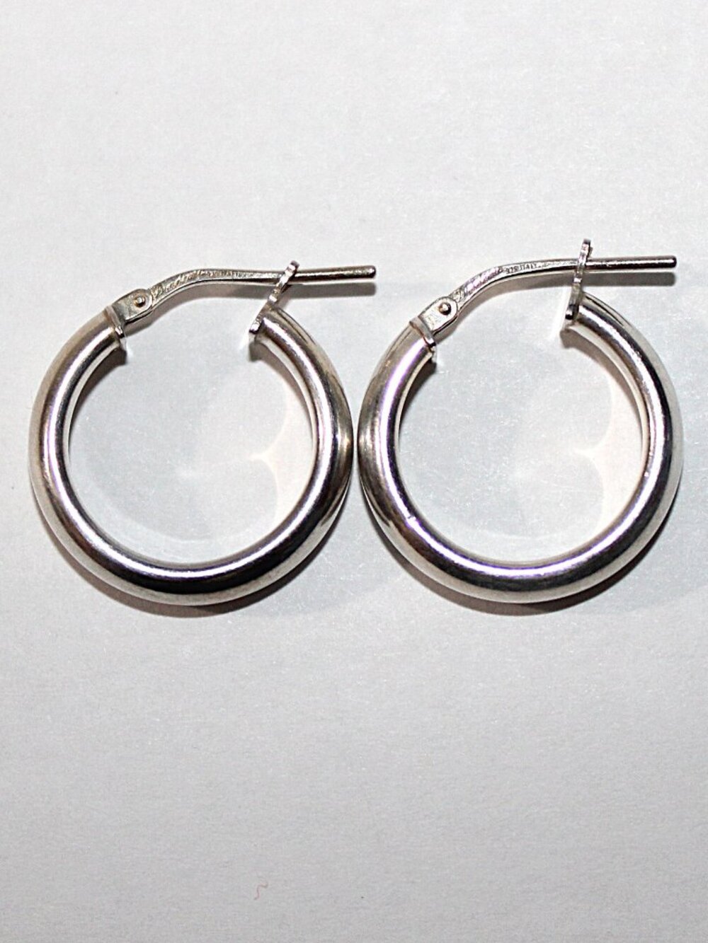 Sterling Silver Hollow Hoop Dyadema Earrings